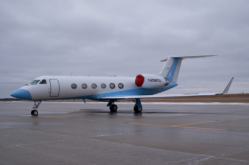 Air Jordan Michaels Private Jet 2