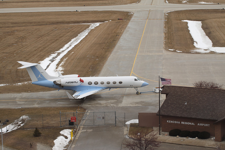 Air Jordan Michaels Private Jet 5