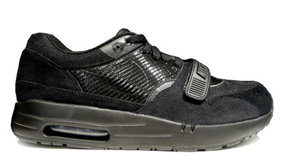 Air Trainer 1 Maxim Black Pack