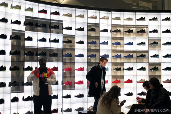 Nike Air Attack Pack Display 13