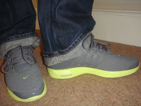 Nike Lunar Presto Rejuven8 Low – Cool Grey/Hot Lime – Sample