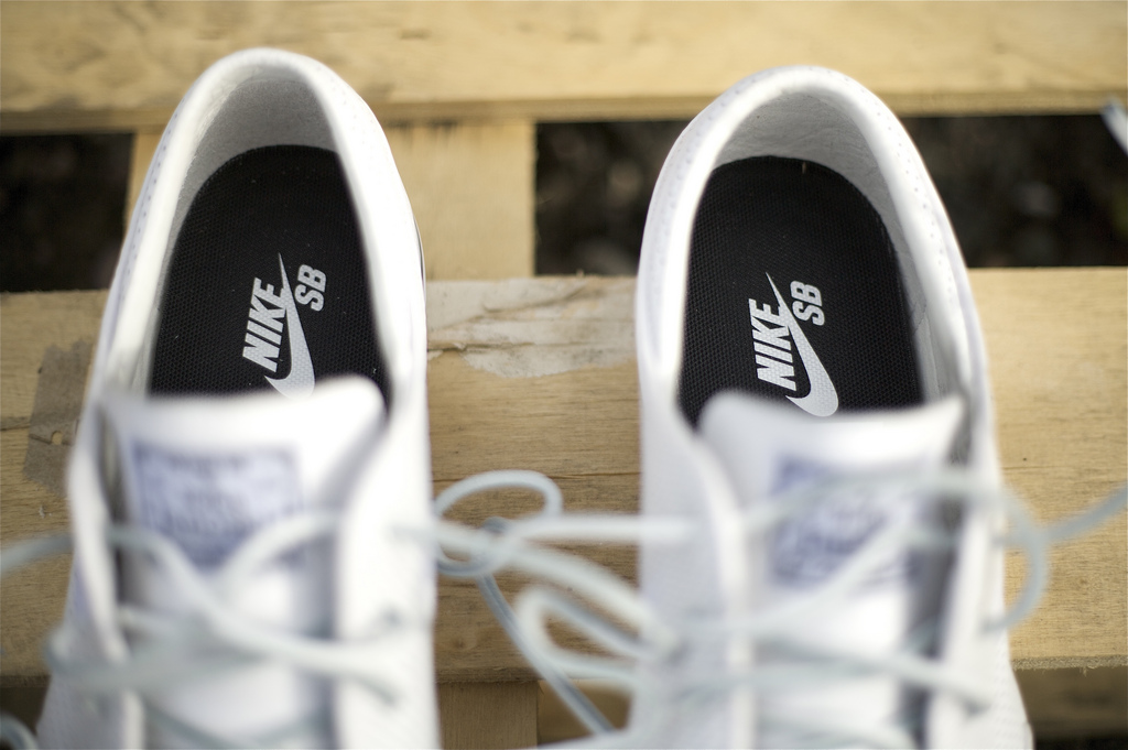 Nike Sb Stefan Janoski White Perf 00