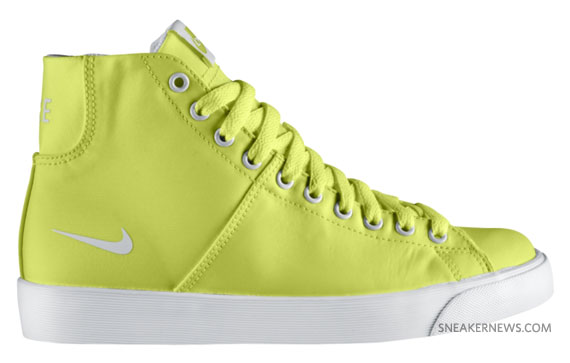 Nike Wmns Player Volt