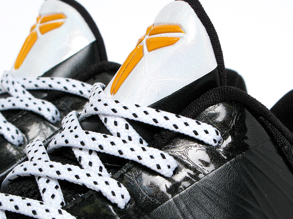 Nike Zoom Kobe V Black Del Sol 04