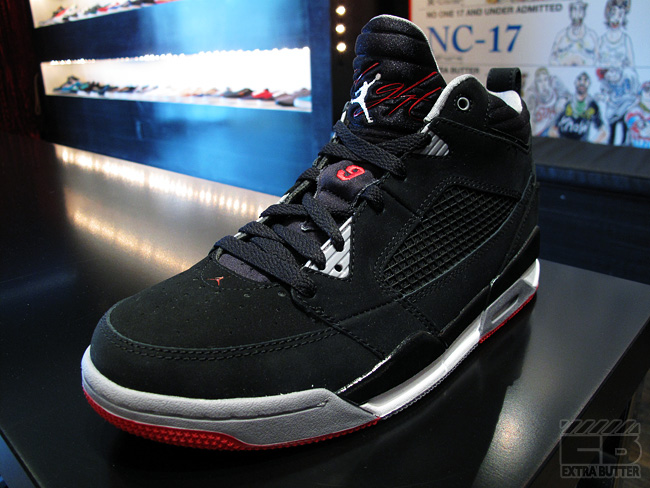 Air Jordan Flight 9 - Black - Cement Grey - Varsity Red | Available