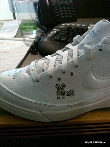 Nike Air Max Lebron 7 Low Pe Mvp Laser 1 01
