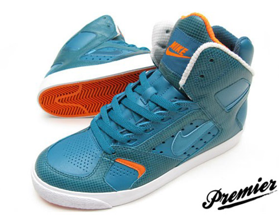 Nike Auto Flight High - Miami Dolphins | Available