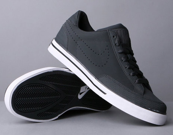 Nike Navaro Low – Black – White