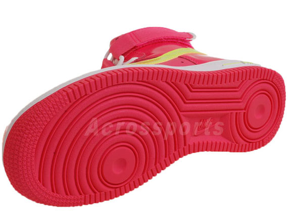 Nike Wmns Air Force One Hot Pink Yellow Patent 04