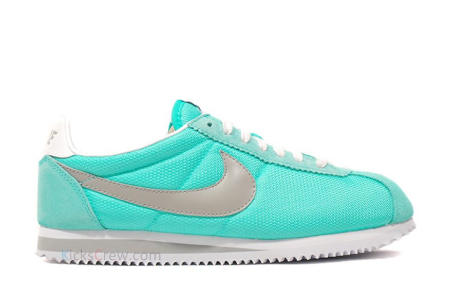 385395 300 1 Wmns Classic Cortez Nylon 09 300 Aw