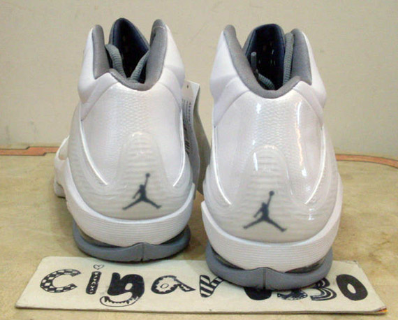 Air Jordan Carmichael White Midnight Navy Stealth 4