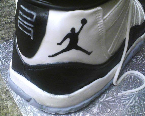 Air Jordan XI 'Concord' Birthday Cake