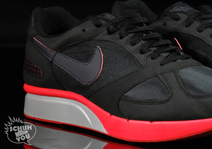 Nike Air Mariah - Black - Blueprint - Challenge Red - Summit