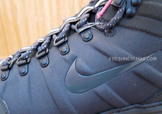 Nike Sportswear Fall Holiday 10 Footwear 70