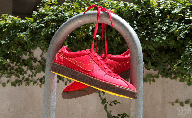 LIVESTRONG x Nike Zoom Bruin – ‘Team Radio Shack’ Edition