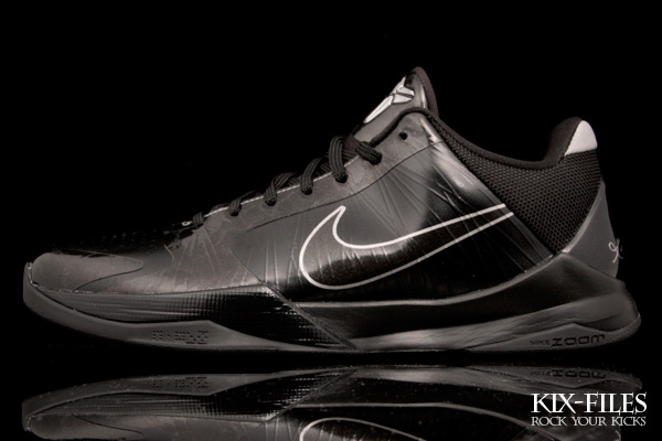 Nike Kobe 5 Blackout 1