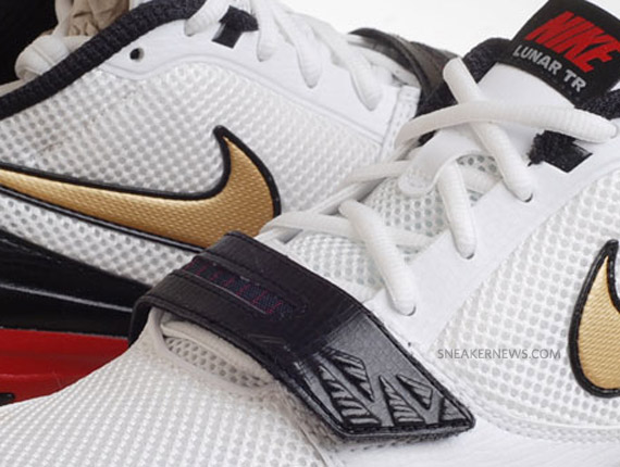 Nike Lunar TR - White - Metallic Gold - Varsity Red - Black