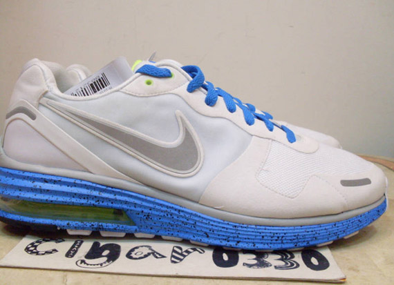Nike Lunarmax Vortex White Metallic Silver Photo Blue 1