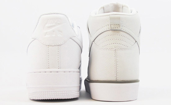 Nike Sportswear Perf Pack Available Mercer 03