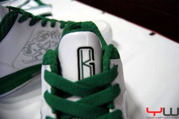 Kevin Garnett's First Signature Shoe with Anta
