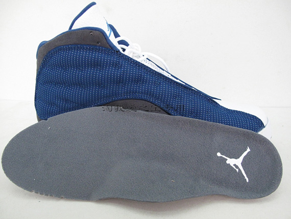 Air Jordan Xiii French Blue Flint Grey 2010 New Images 05