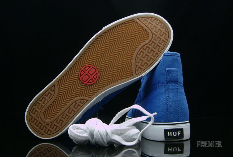 Huppernavyws3