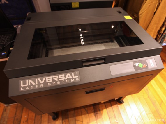 Nike Sportswear 21 Mercer Mobile Customization Lab 04 570x427