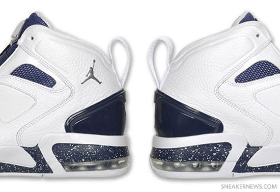 Jordan Ol School Iv Wht Navy 01