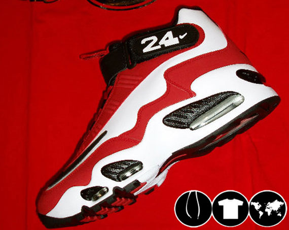 Nike Air Griffey Max 1 - White - Black - Sport Red - Metallic Silver | Spring 2011 Sample