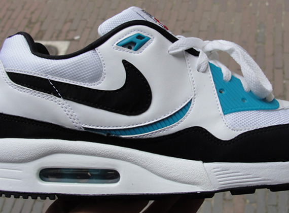 Nike Air Max Light - Black - Teal - White | Sample