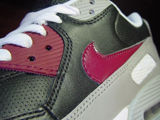 Nike Air Max 90 – Black – Deep Garnet – Medium Grey