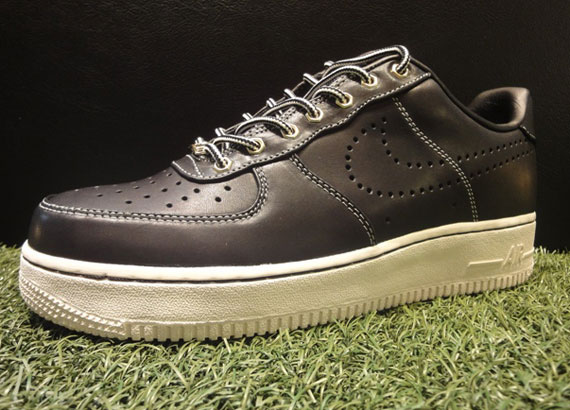 Nike Af1 Low Blk Wkboot Hj 01