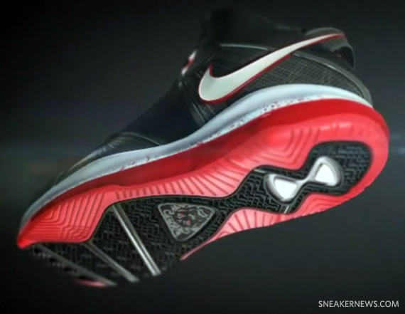 Nike Air Max Lebron Viii Shoe Tour 1
