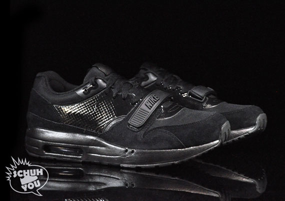 Nike Maxim 1 Black Pack Sy 02