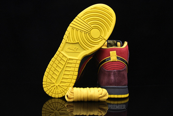 Nike Sb Dunk High Ironman November 2010 05