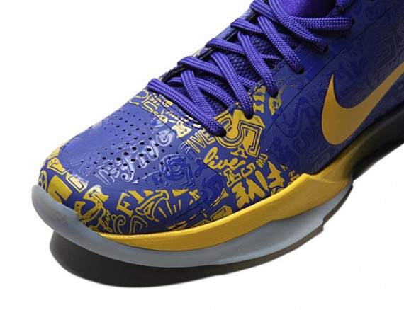 Nike Zoom Kobe V 5 Ring Ceremony 01 570x438