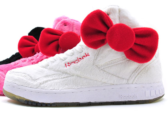 Hello Kitty x Reebok PT-20 INT 'Plush Kitty' Pack