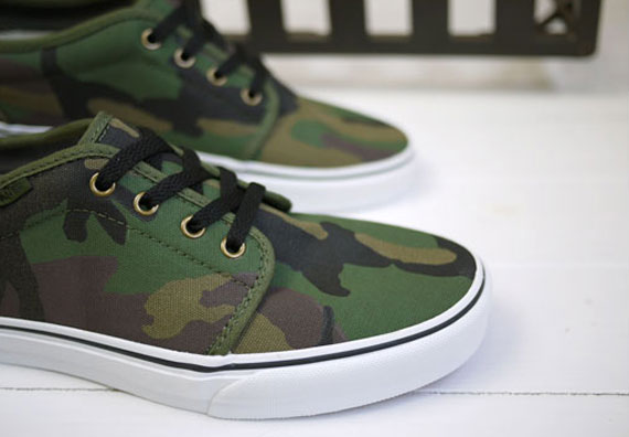 Vans 107 Green Camo 01