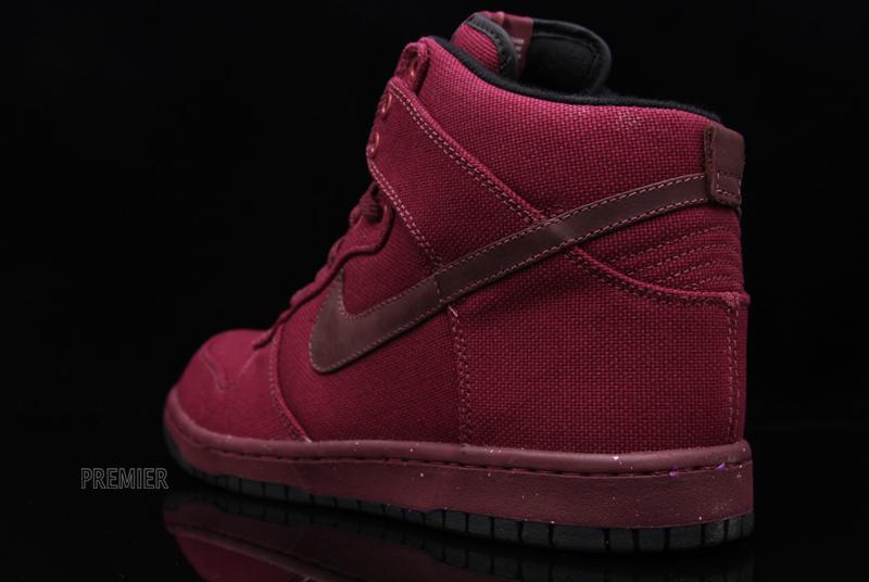 10 19 10dunkbackdetail