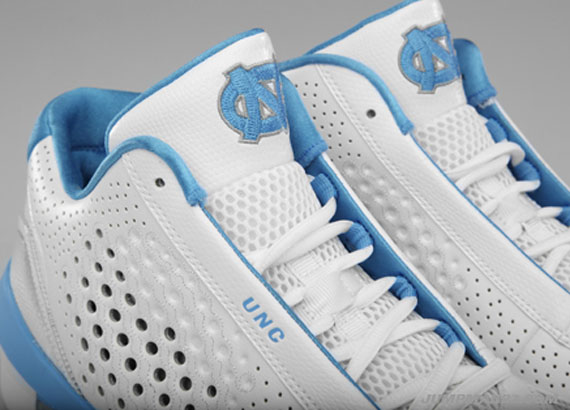 Air Jordan 2010 Team - UNC Tar Heels PE