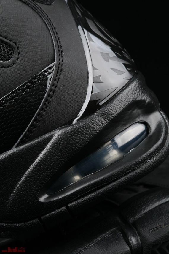 Air Jordan Melo M7 Blackout 03