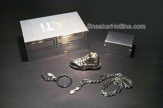 Air Jordan Titanium Keyring 04