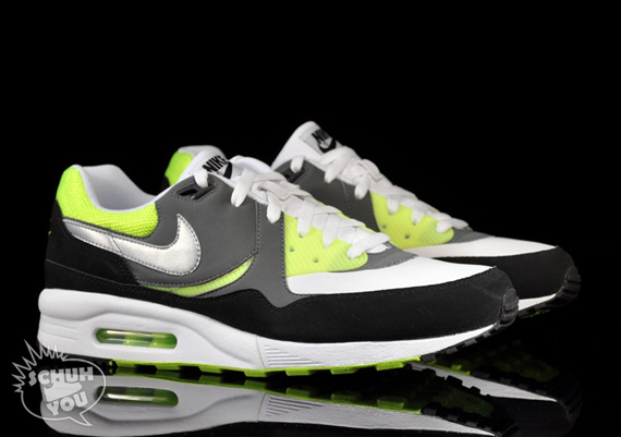 Nike Air Max Light Black White Volt 2010 03