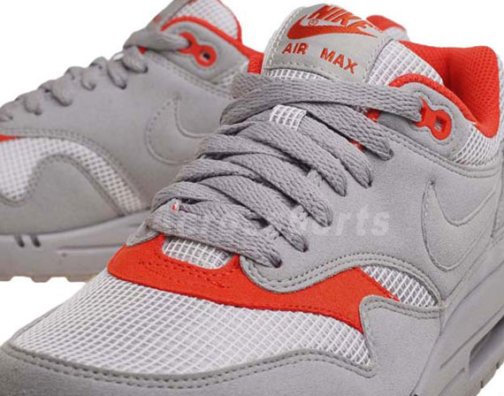 Nike WMNS Air Max 1 – Medium Grey – Spice