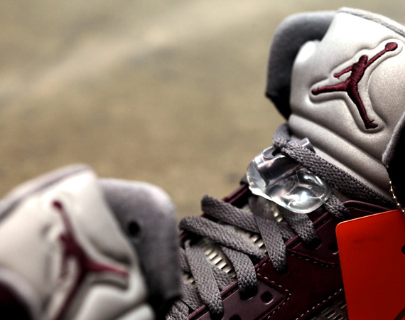Sneakernews Readers Choice Giveaway Air Jordan V Burgundy 13