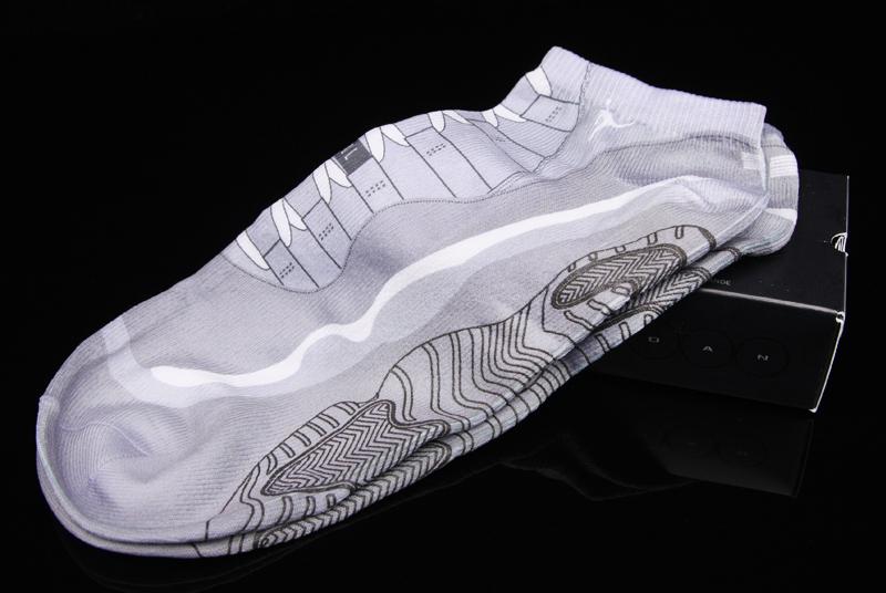 Xl 11 3 10socksonbox