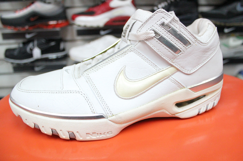 Lebron I Nike Air Zoom Generation 20042