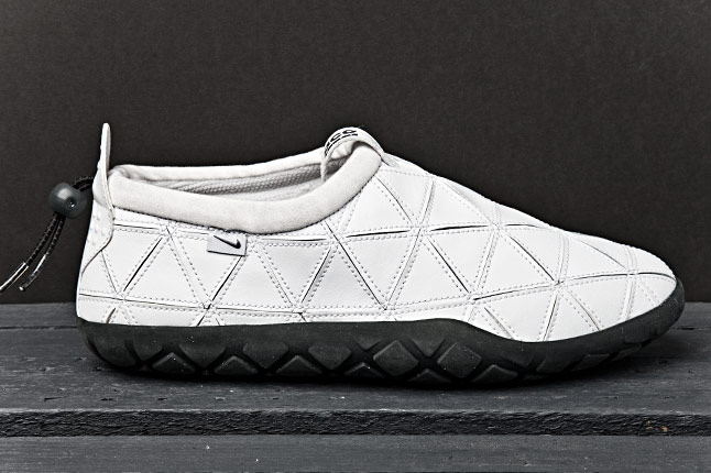 Nike Acg Air Moc Scrap White Anthracite 2 1