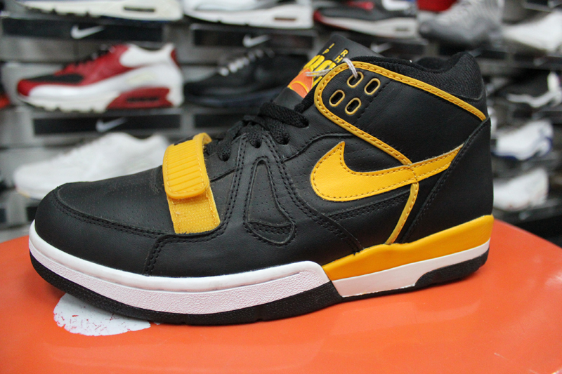 Nike Alpha Force 2004