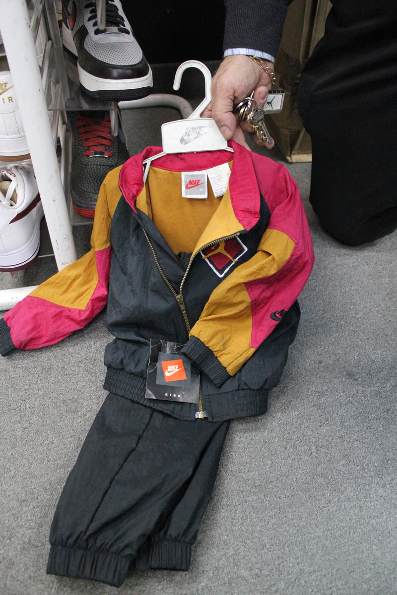Vintage Nike Air Jordan Vii Kids Suite